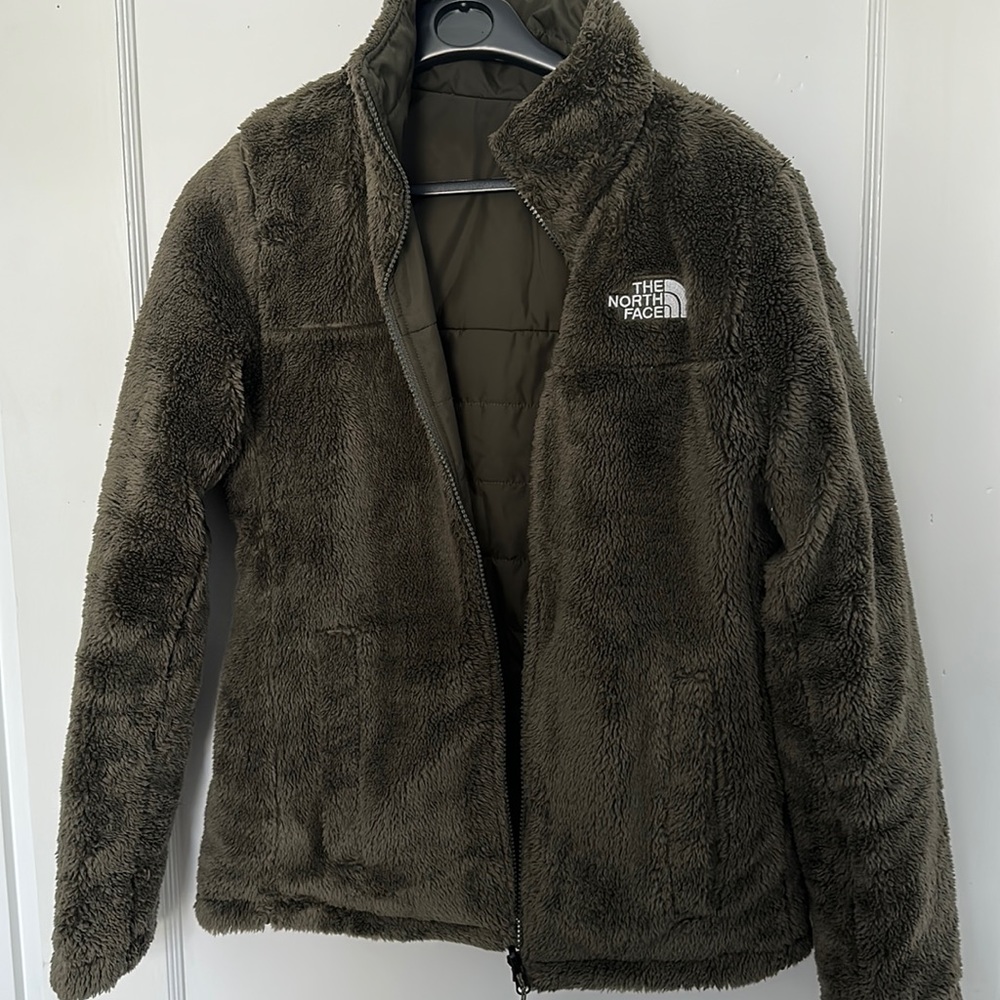 Reversible NorthFace women’s jacket with Sherpa